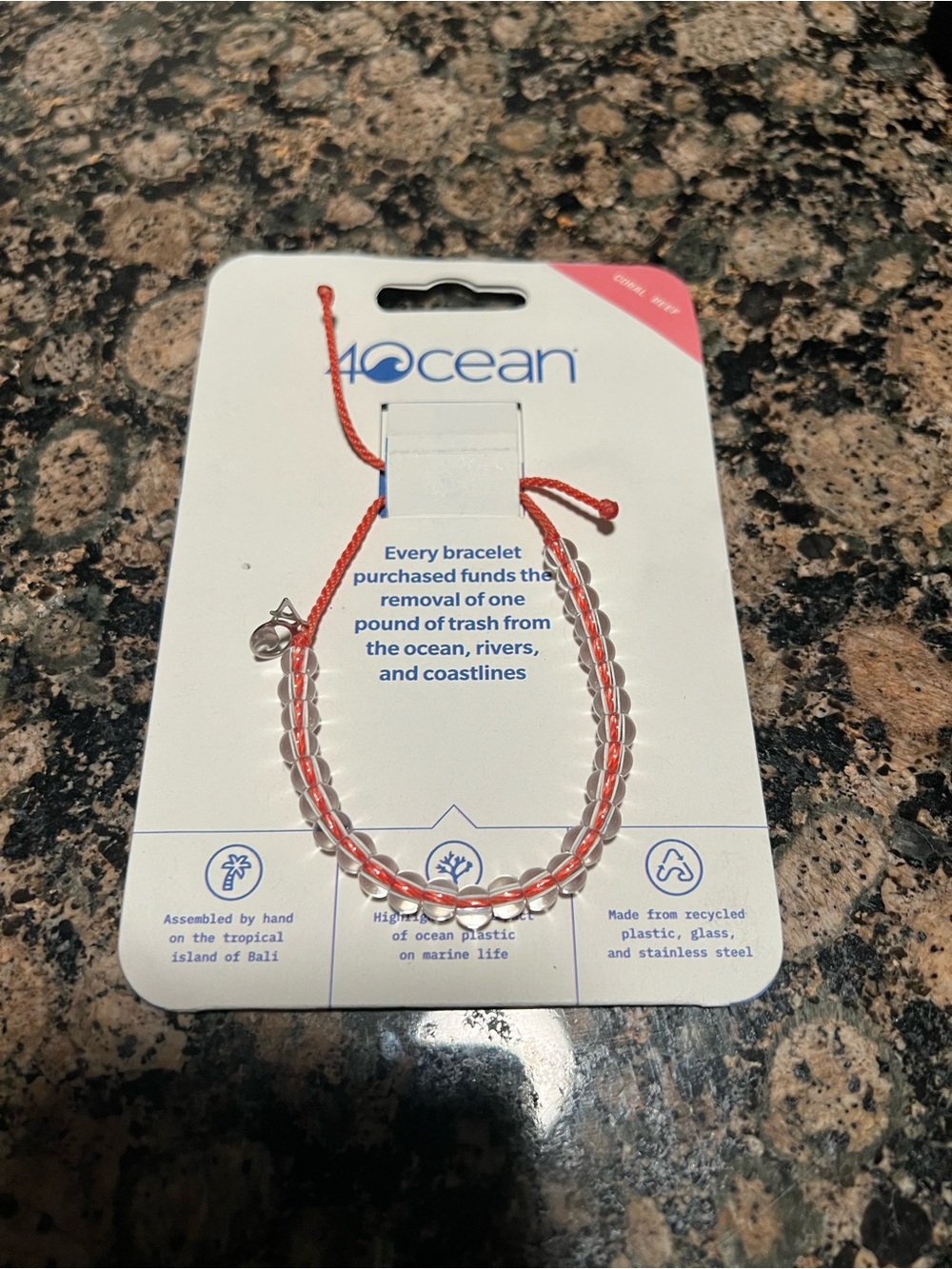 4ocean Coral Reef Beaded Adjustable Bracelet in Coral